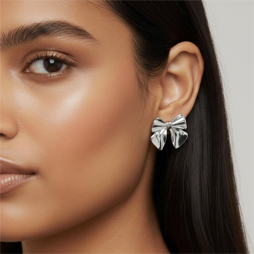 Golden Ginkgo Blossoms Stud Earrings (Anti-Tarnish Alloy)