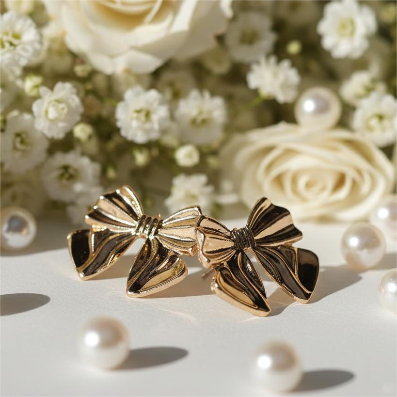 Golden Ginkgo Blossoms Stud Earrings (Anti-Tarnish Alloy)